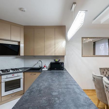 Beautiful Three Bedrooms Apartment With Free Parking Close To The Danube Coast Budapeszt Zewnętrze zdjęcie