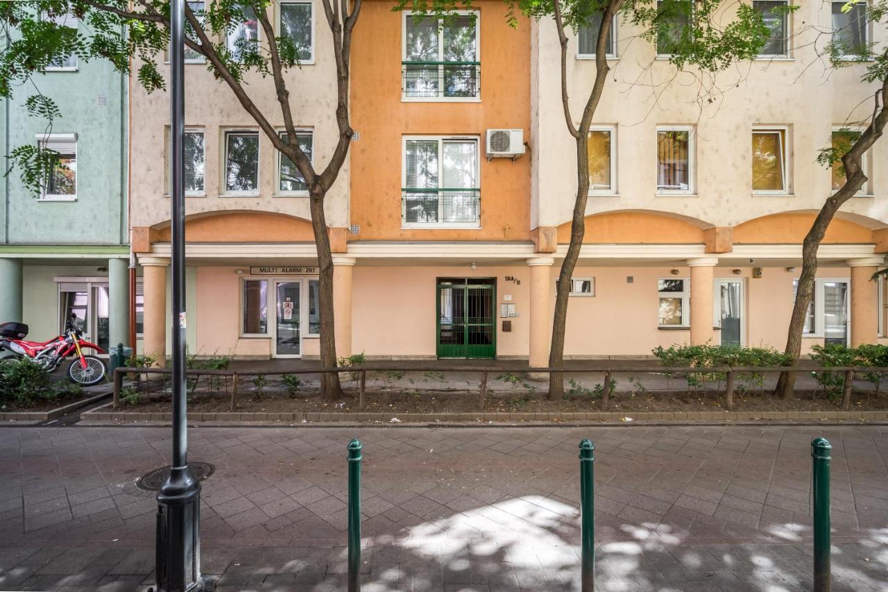 Beautiful Three Bedrooms Apartment With Free Parking Close To The Danube Coast Budapeszt Zewnętrze zdjęcie