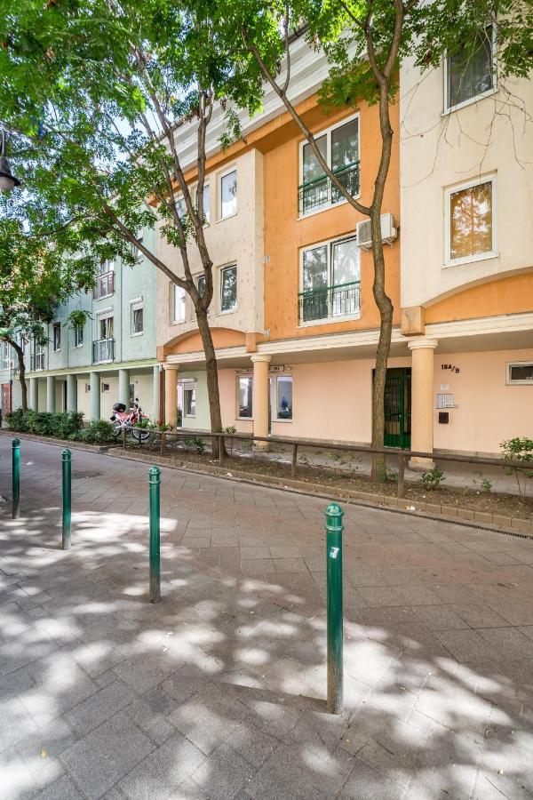 Beautiful Three Bedrooms Apartment With Free Parking Close To The Danube Coast Budapeszt Zewnętrze zdjęcie