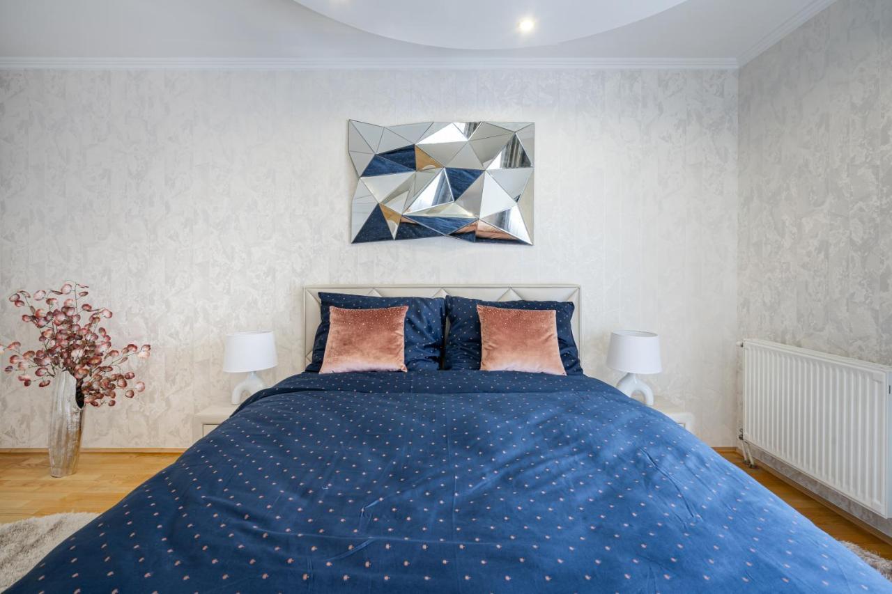 Beautiful Three Bedrooms Apartment With Free Parking Close To The Danube Coast Budapeszt Zewnętrze zdjęcie