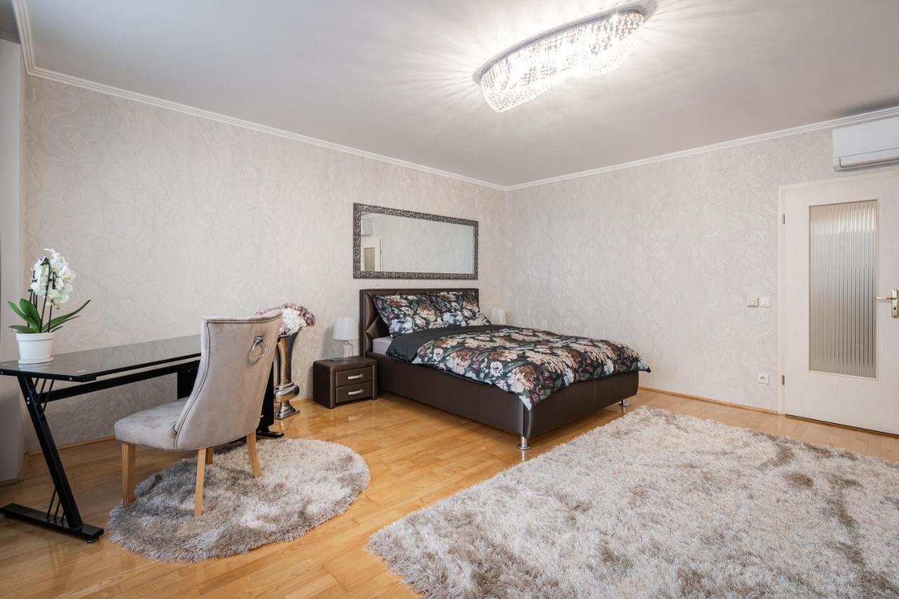 Beautiful Three Bedrooms Apartment With Free Parking Close To The Danube Coast Budapeszt Zewnętrze zdjęcie