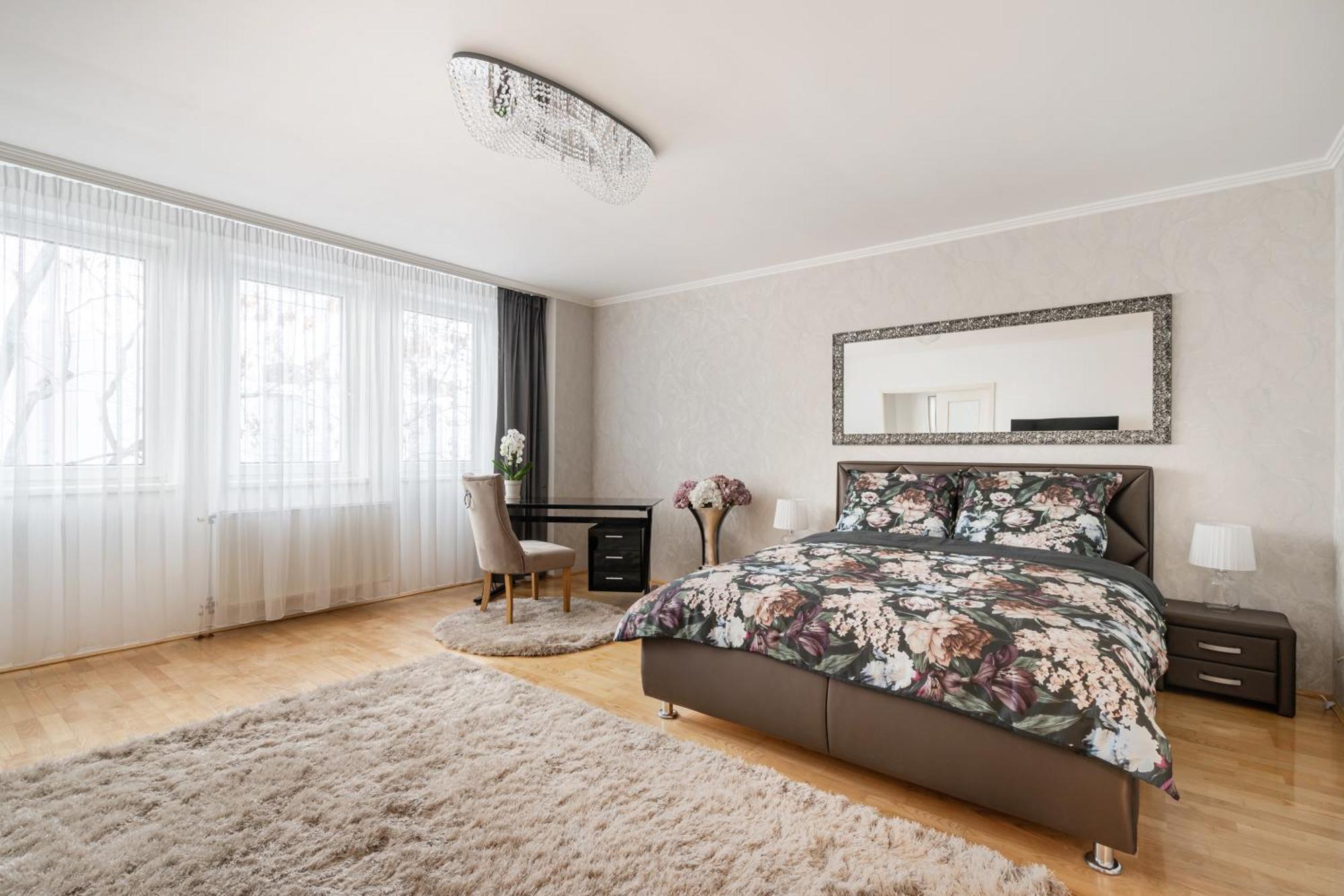 Beautiful Three Bedrooms Apartment With Free Parking Close To The Danube Coast Budapeszt Zewnętrze zdjęcie