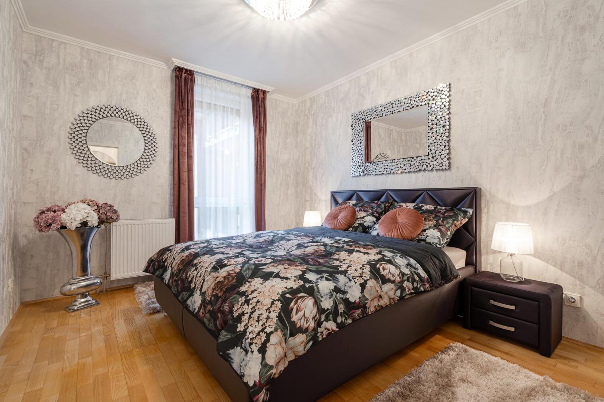 Beautiful Three Bedrooms Apartment With Free Parking Close To The Danube Coast Budapeszt Zewnętrze zdjęcie